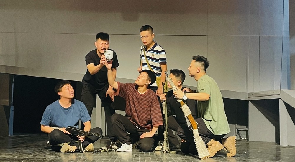 台前幕后 | 江南小剧场孵化服务中心孵化剧目话剧《离去的你》演出倒计时