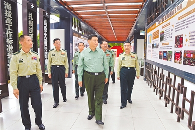 【人民日报】习近平在视察火箭军某旅时强调 坚持政治引领 强化使命担当 埋头苦干实干 提升战略导弹部队威慑和实战能力
