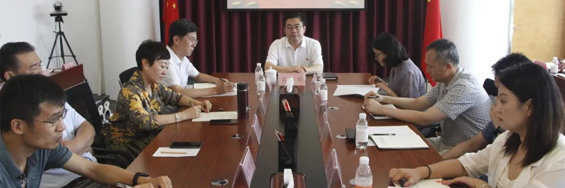 半岛官方网站召开2021年上半年工作专题调度会议